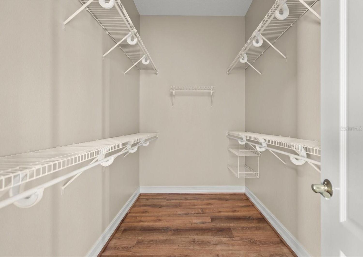 Image 24 of 47 For 312 11th Avenue E