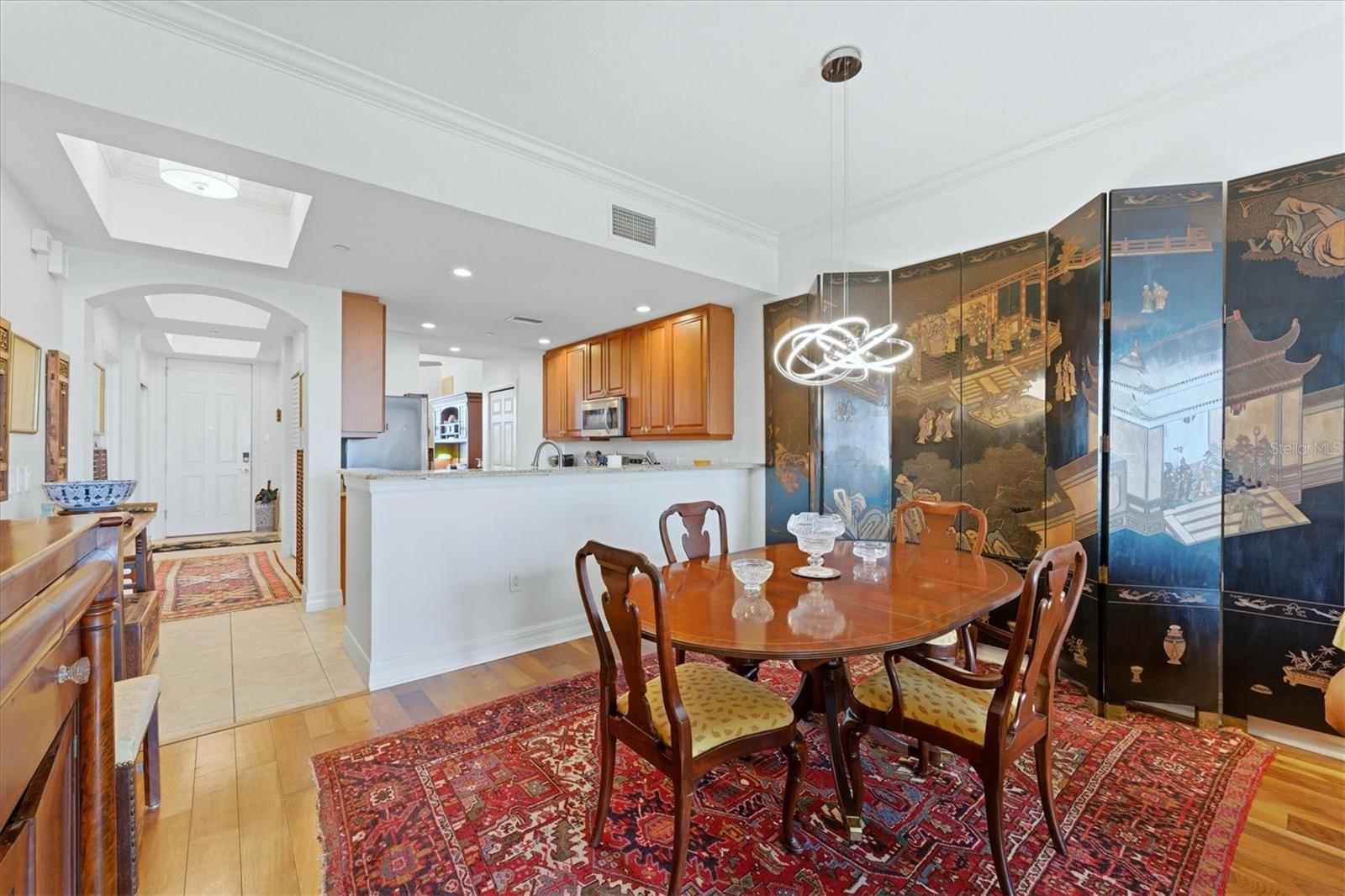 Image 15 of 61 For 5531 Cannes Circle 603