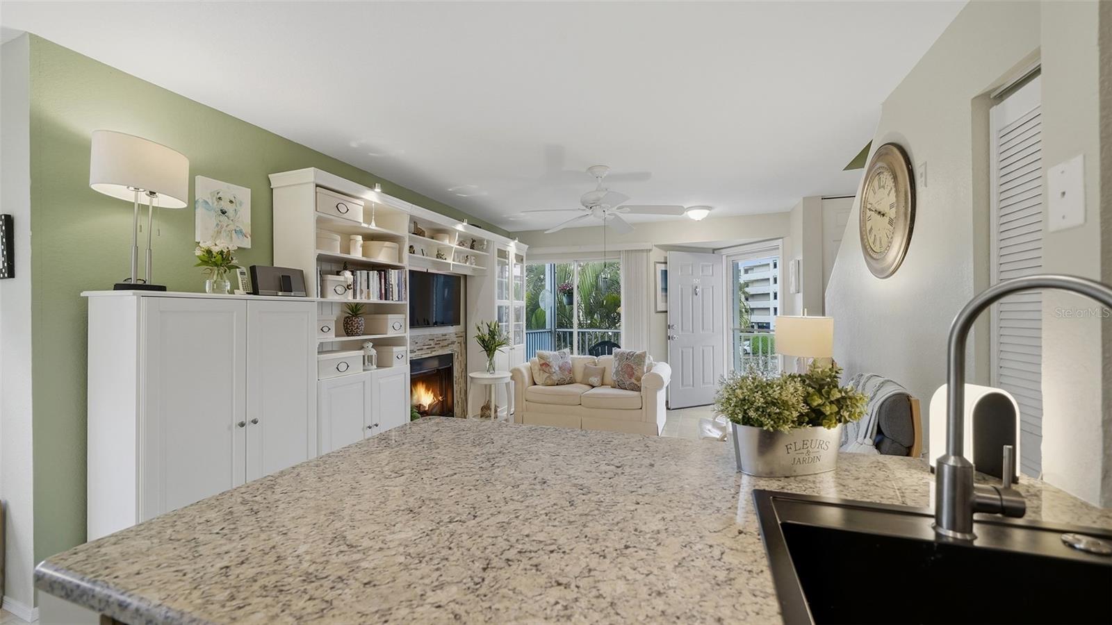 Image 10 of 43 For 850 Tamiami Trail 521