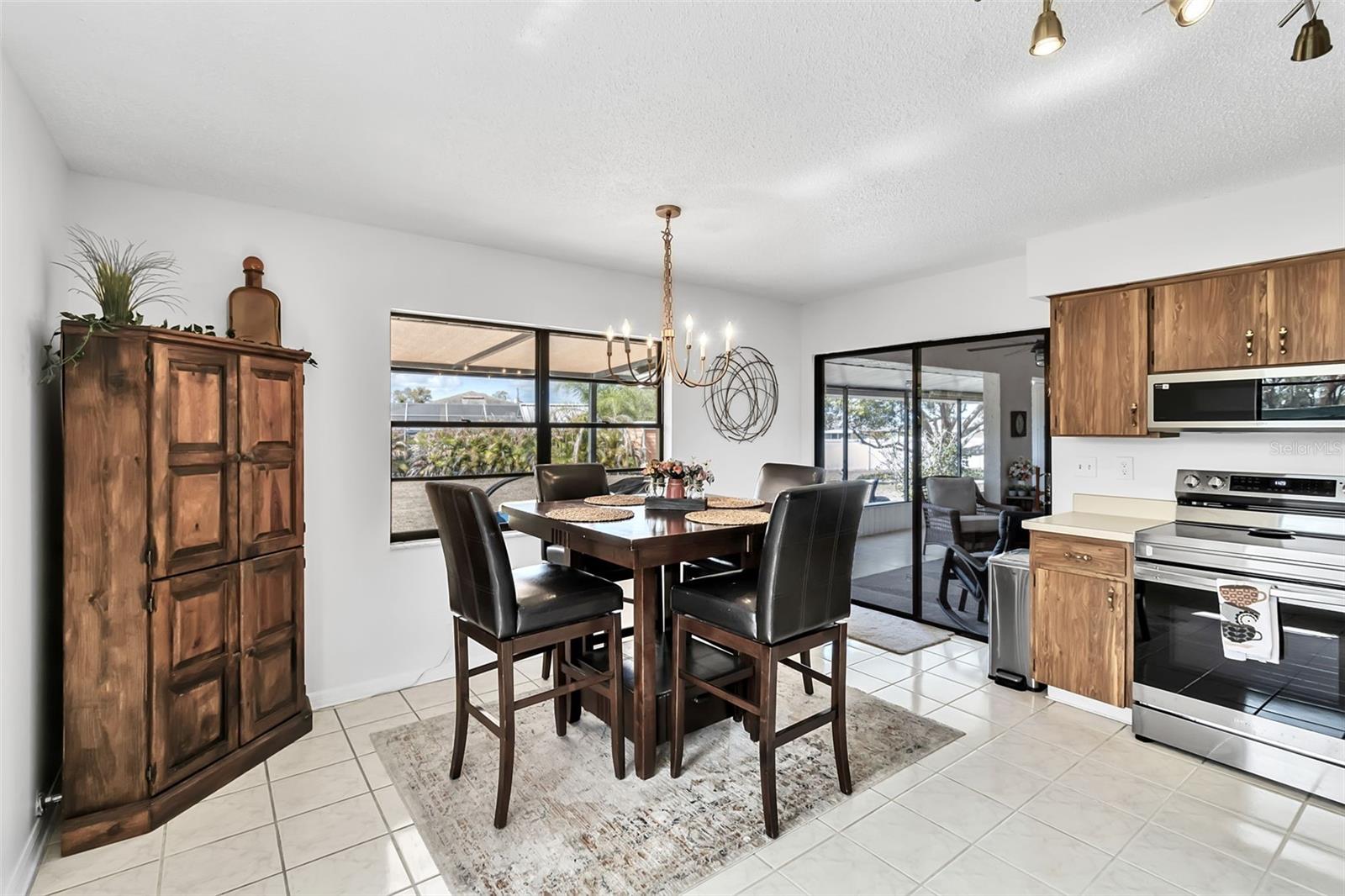 Image 17 of 48 For 1602 Dower Way