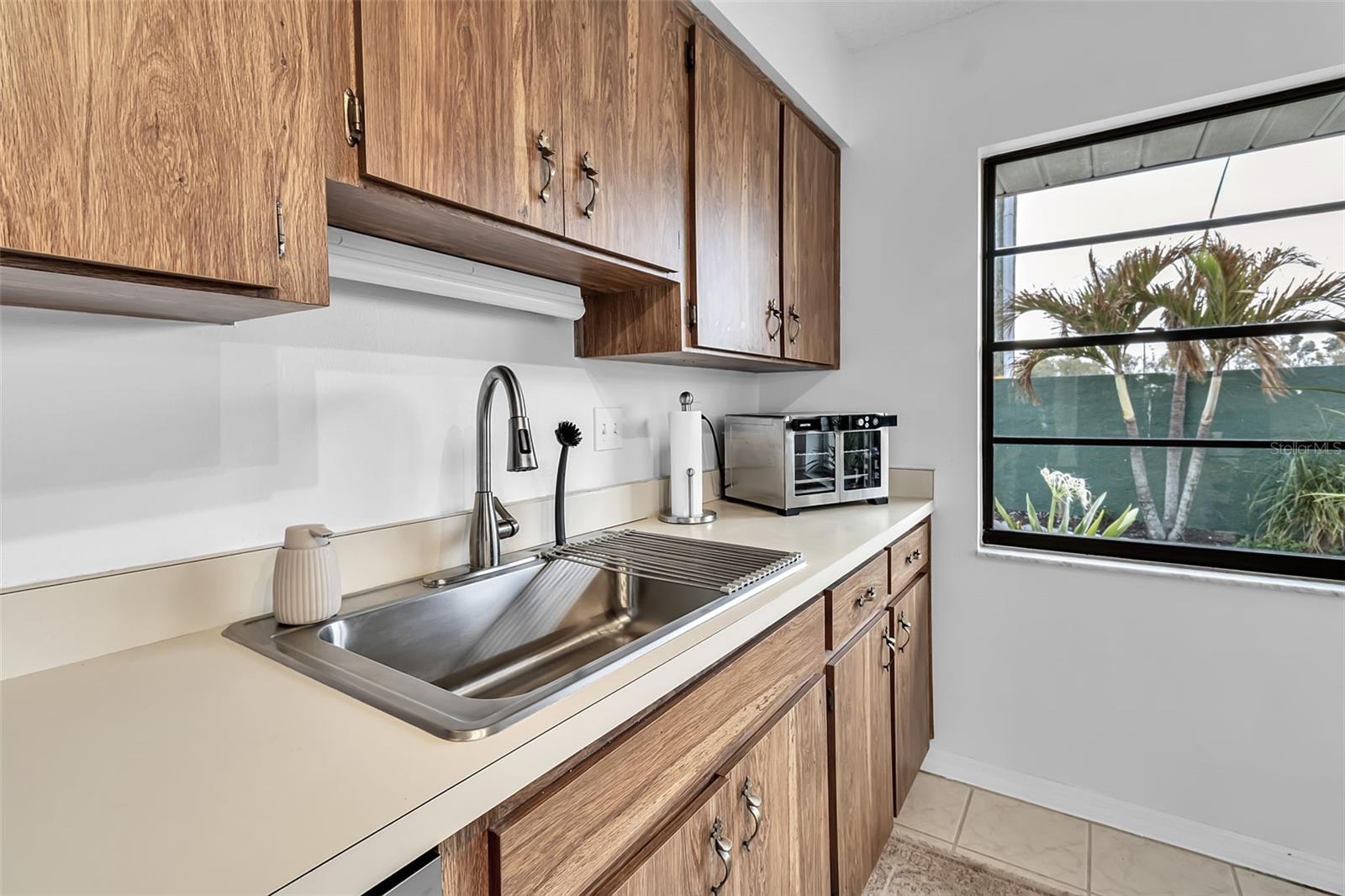 Image 20 of 48 For 1602 Dower Way