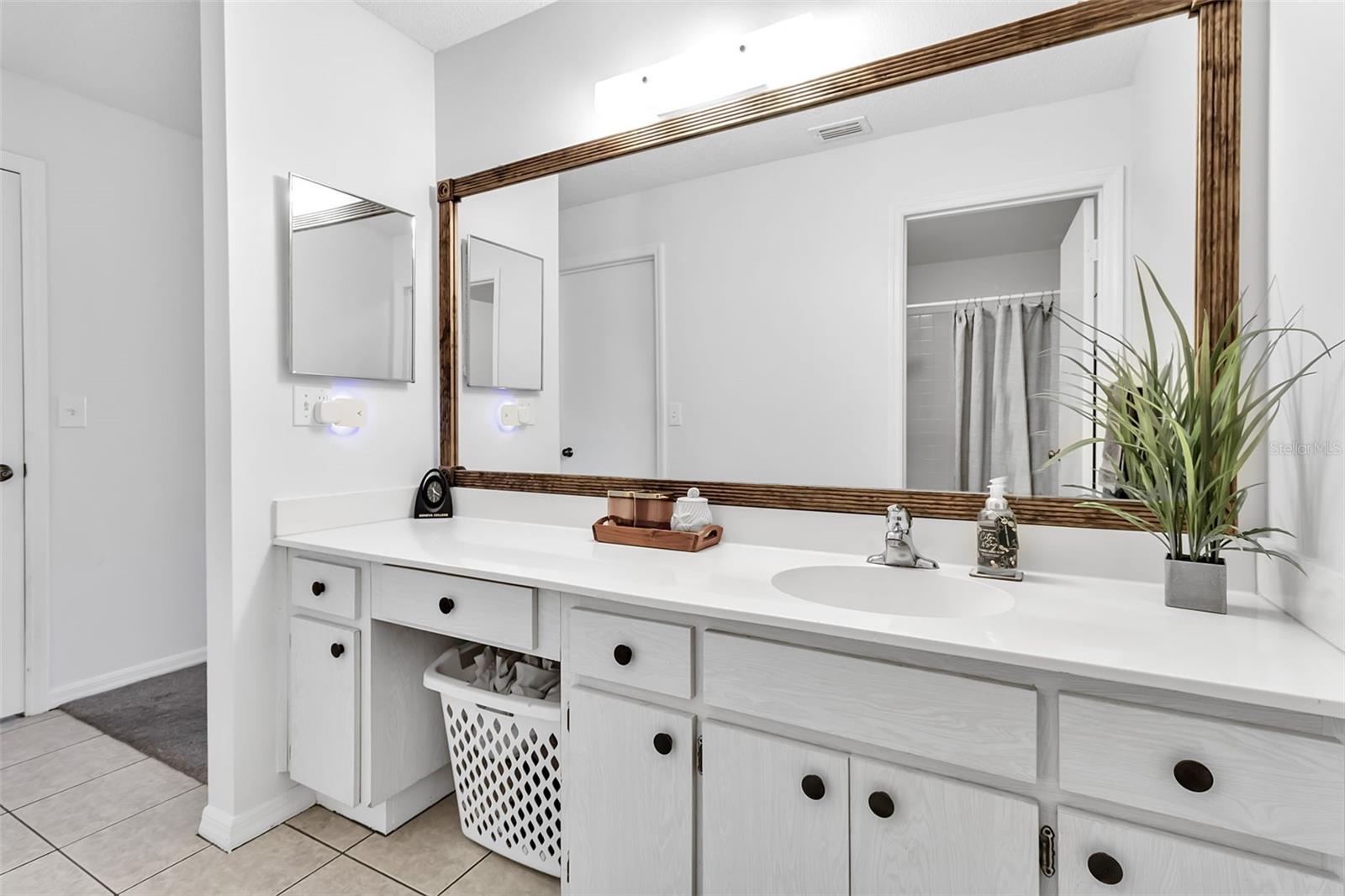 Image 29 of 48 For 1602 Dower Way