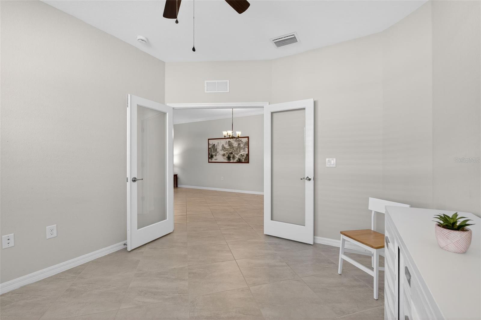 Image 17 of 34 For 17757 Woodland Court