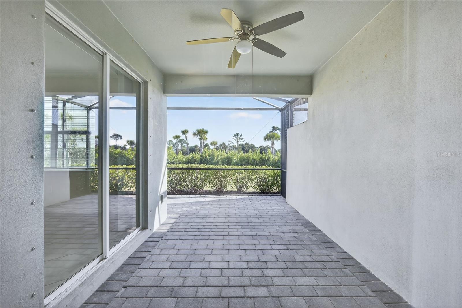 Image 27 of 34 For 17757 Woodland Court