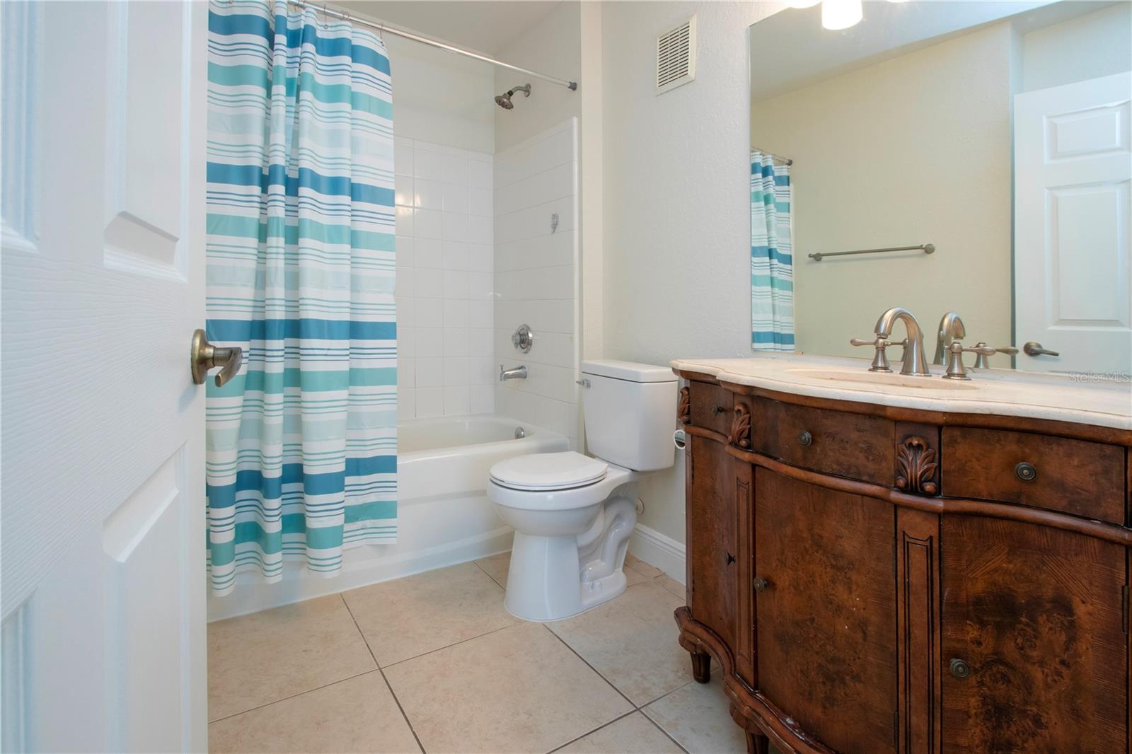 Image 25 of 44 For 8926 Manor Loop 107