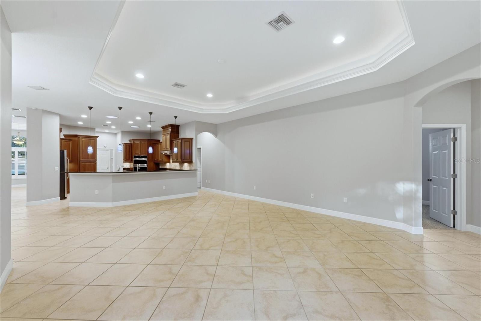 Image 18 of 55 For 15406 21st Avenue E