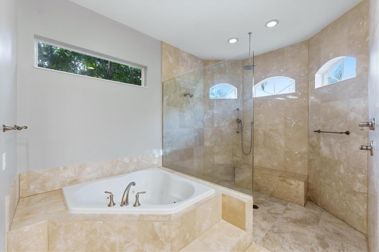 Image 24 of 55 For 15406 21st Avenue E