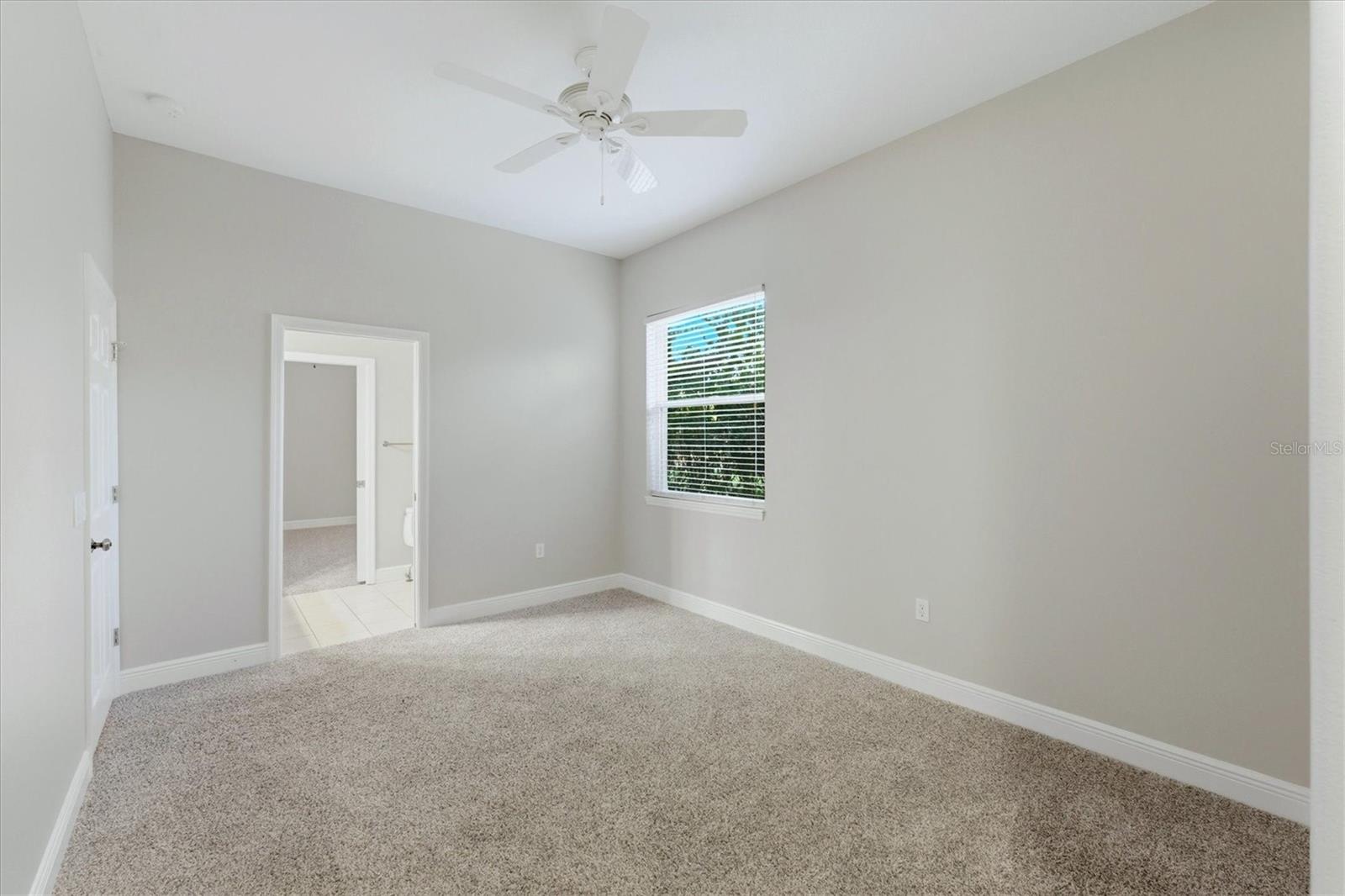 Image 32 of 55 For 15406 21st Avenue E