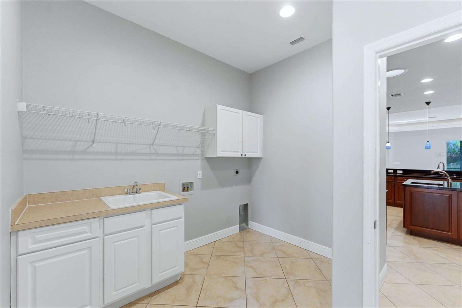 Image 38 of 55 For 15406 21st Avenue E