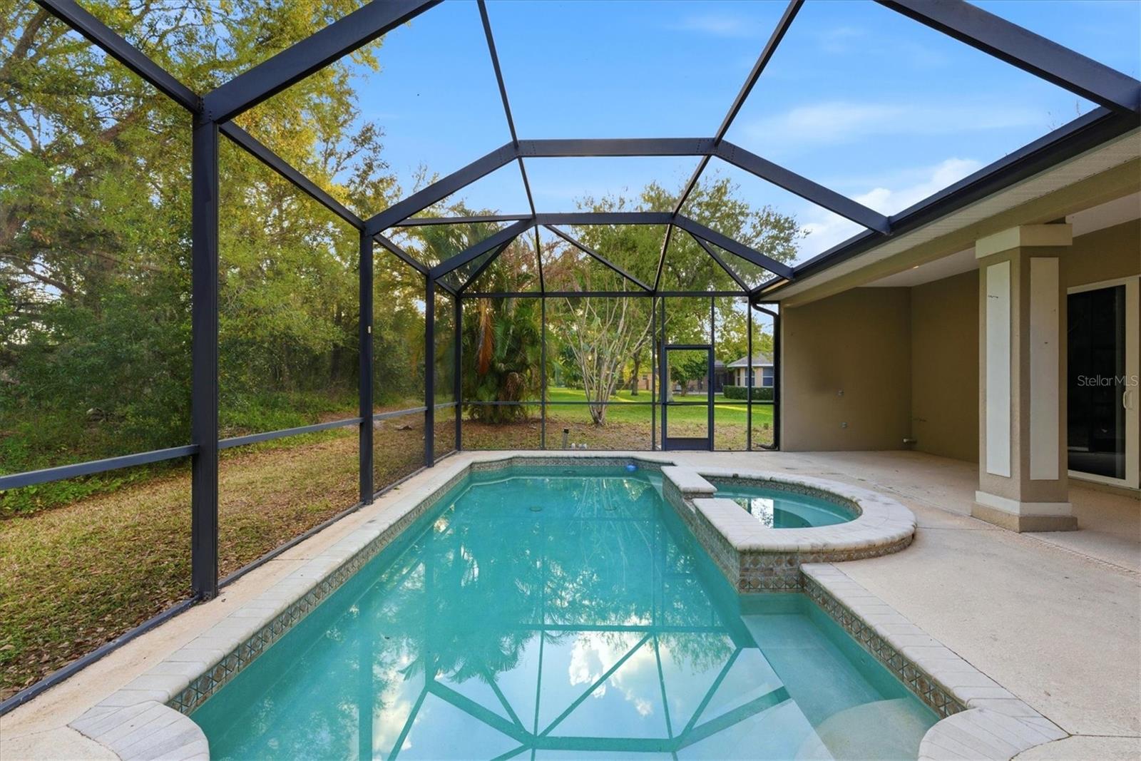 Image 42 of 55 For 15406 21st Avenue E