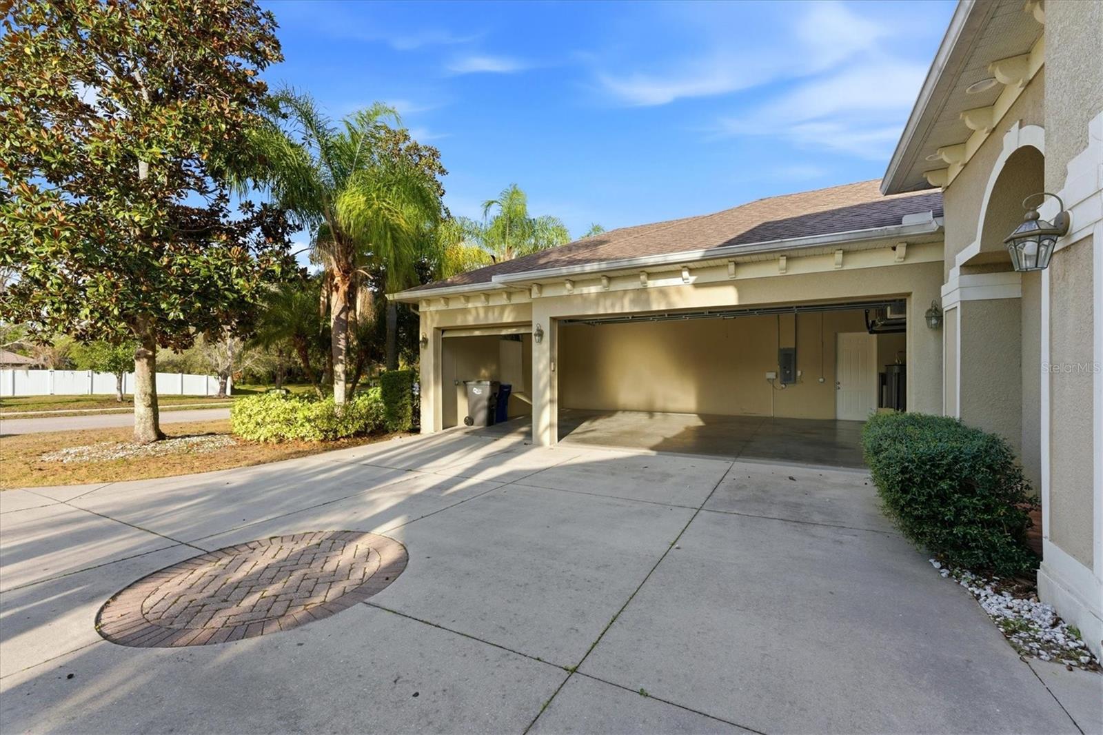 Image 6 of 55 For 15406 21st Avenue E