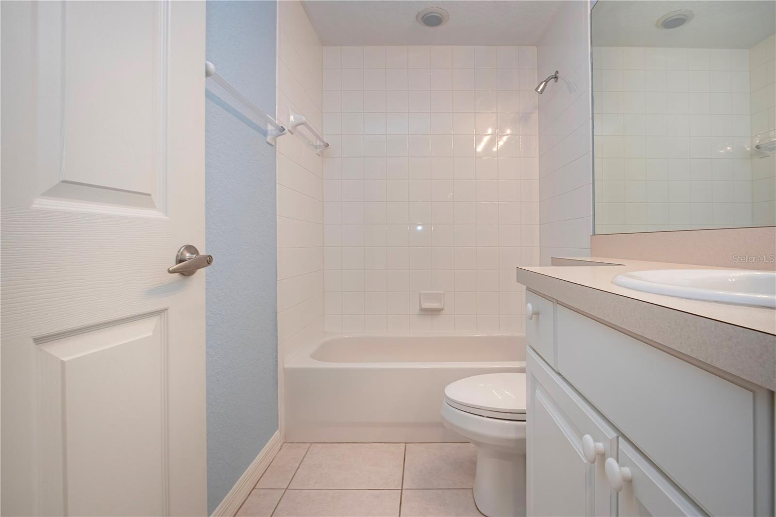 Image 37 of 50 For 7043 Strand Circle 102