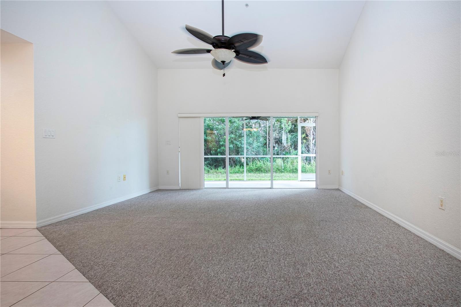 Image 9 of 50 For 7043 Strand Circle 102