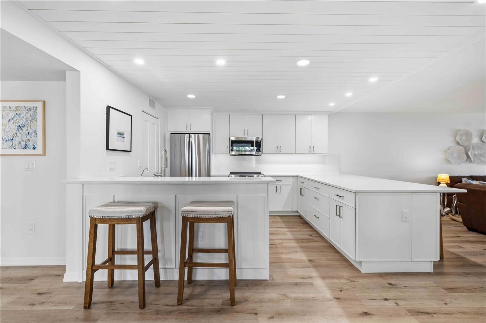 Listing photo id 10 for 3420 Wild Oak Bay Boulevard 119