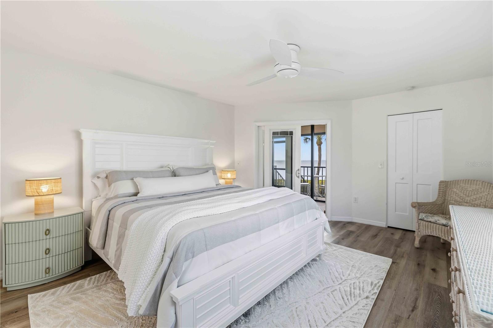 Listing photo id 19 for 3420 Wild Oak Bay Boulevard 119