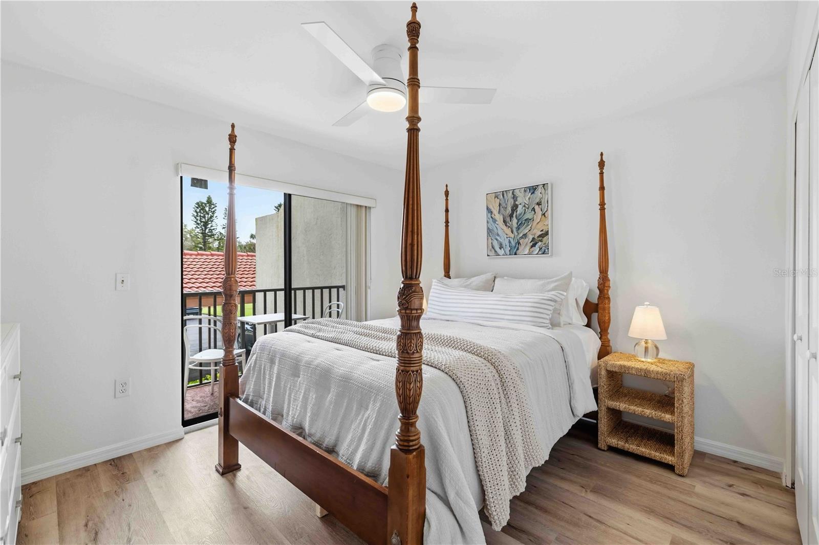 Listing photo id 23 for 3420 Wild Oak Bay Boulevard 119