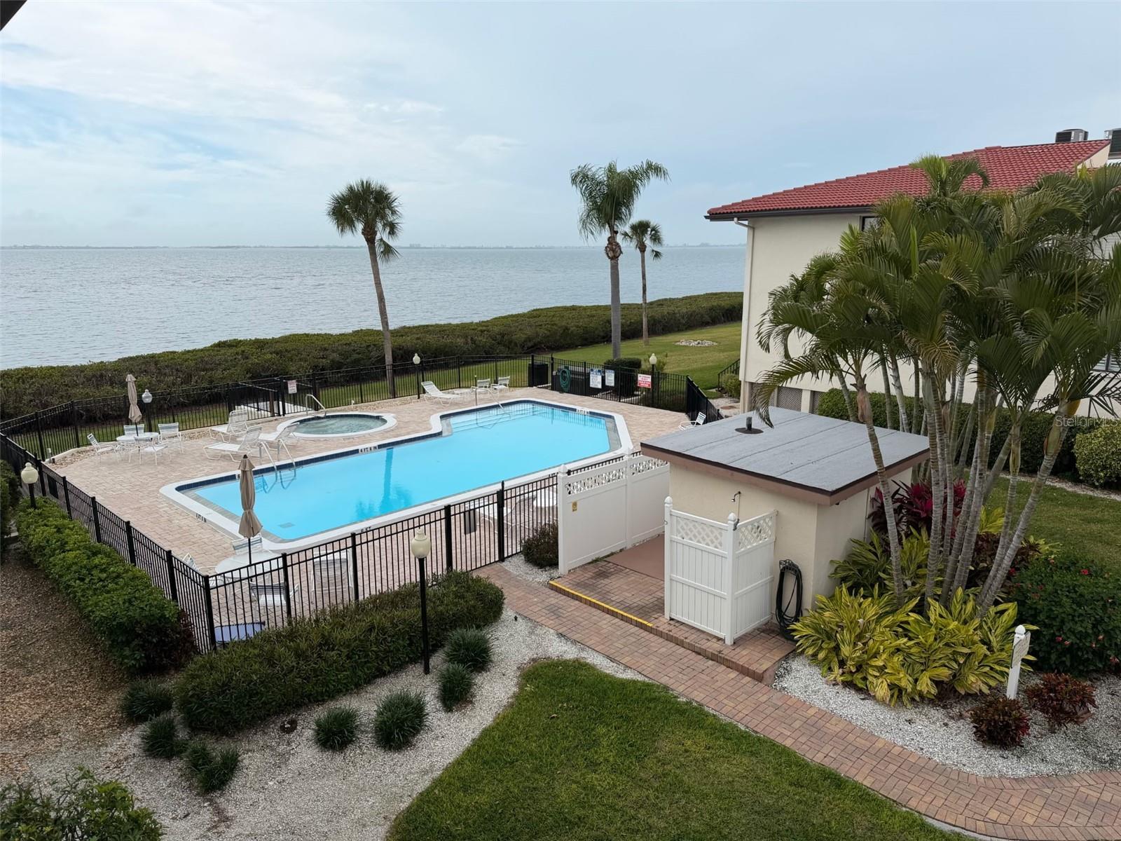 Listing photo id 1 for 3420 Wild Oak Bay Boulevard 119