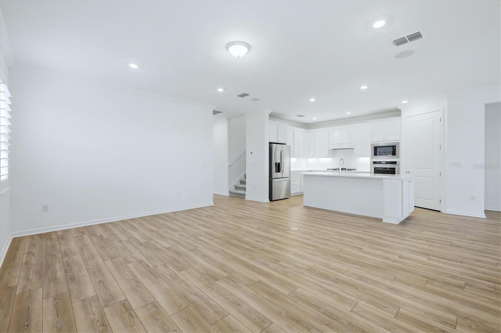 Image 15 of 72 For 10619 Sea Pines Place