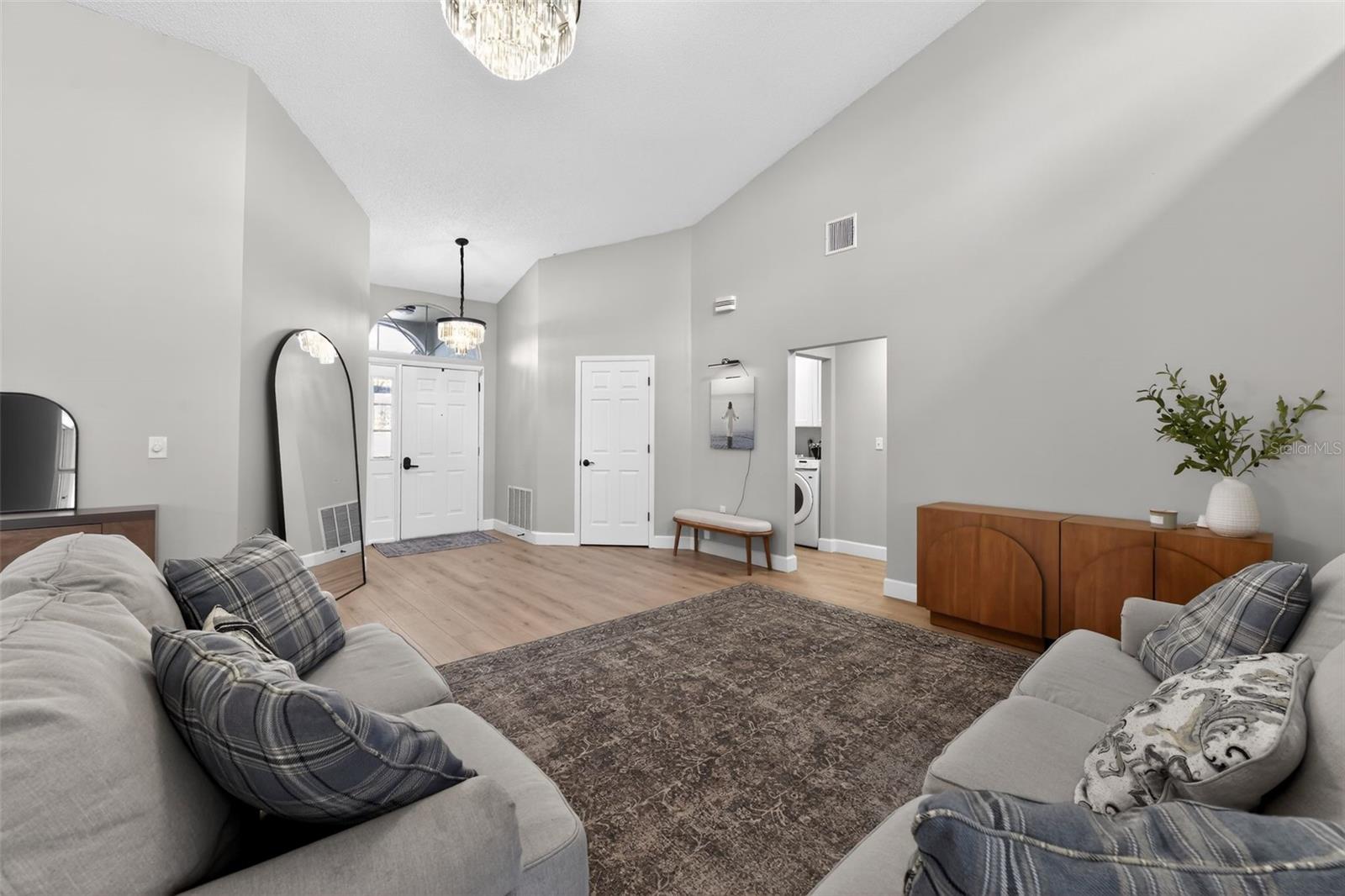 Image 12 of 30 For 501 45th Street E