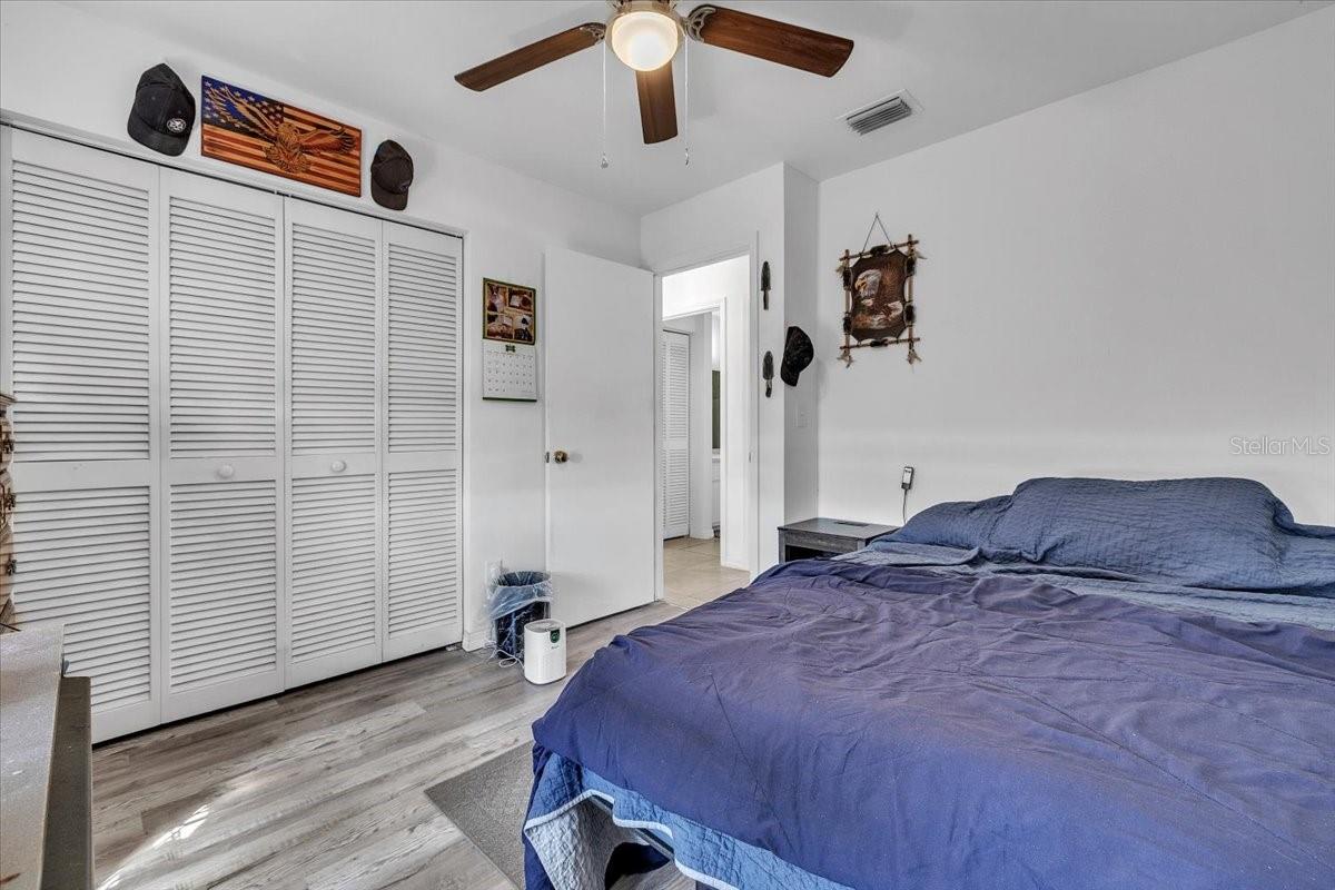 Image 28 of 36 For 123 9th Street