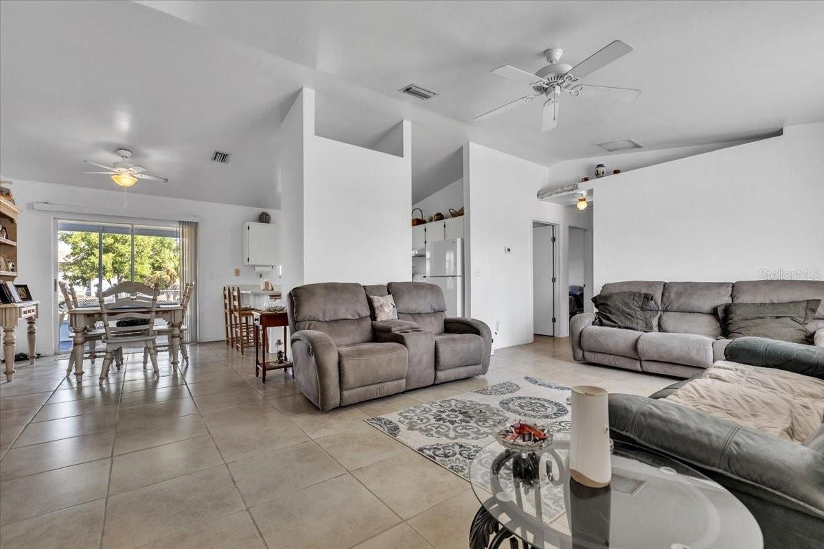 Image 3 of 36 For 123 9th Street