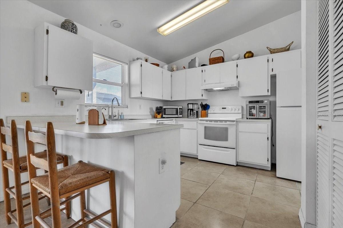 Image 8 of 36 For 123 9th Street