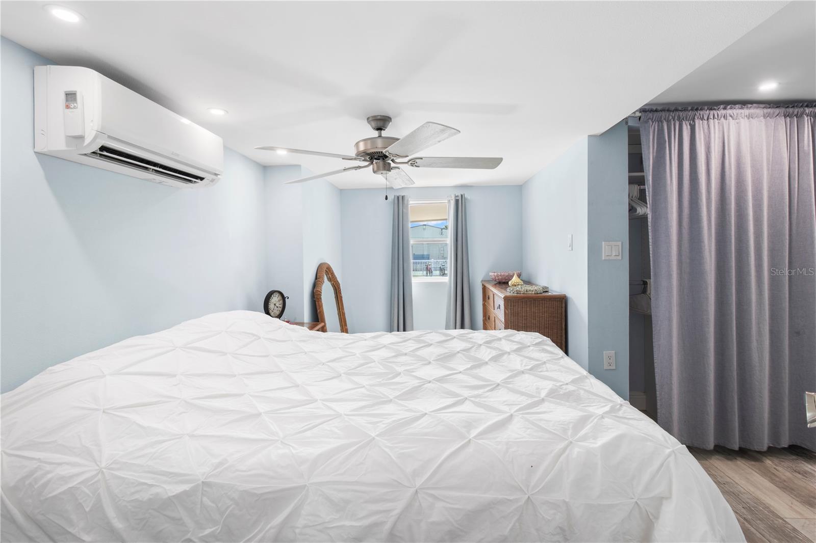 Image 20 of 35 For 2812 14th Street W