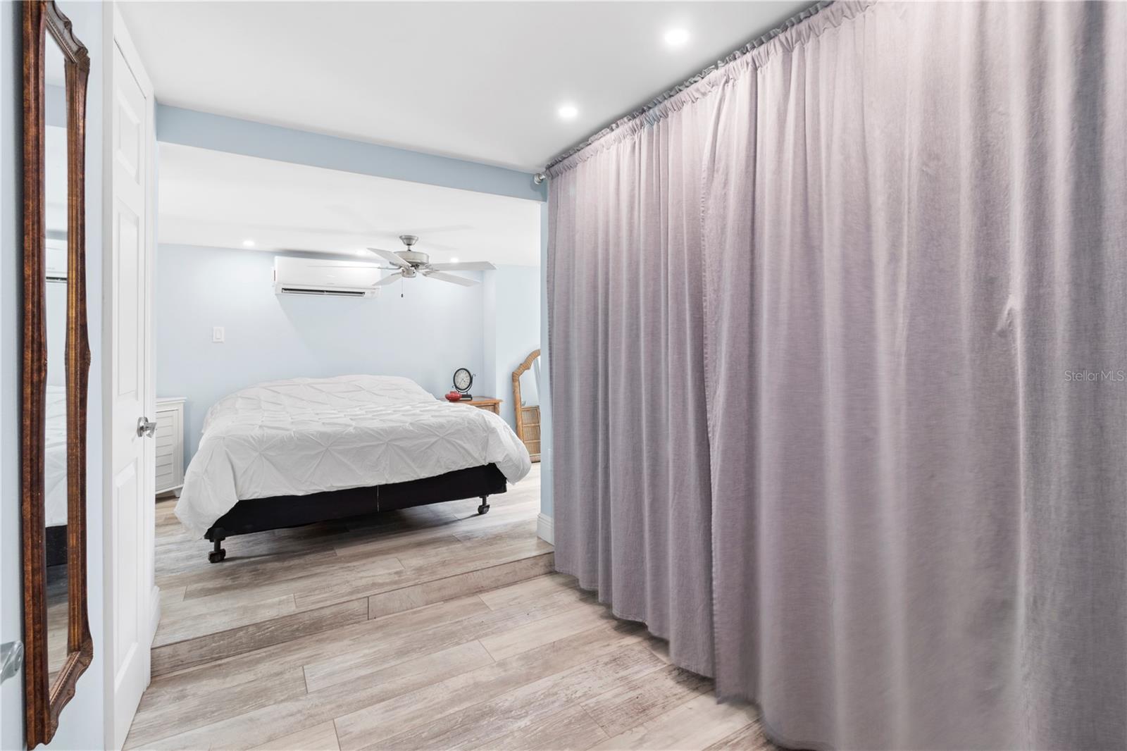 Image 22 of 35 For 2812 14th Street W