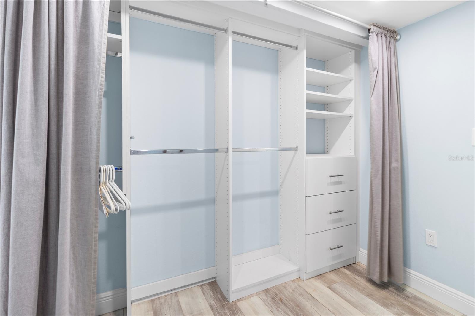 Image 23 of 35 For 2812 14th Street W