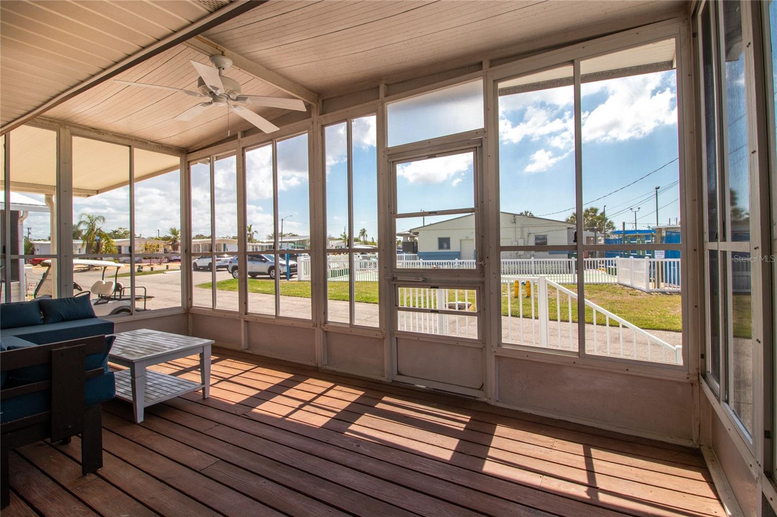 Image 4 of 35 For 2812 14th Street W