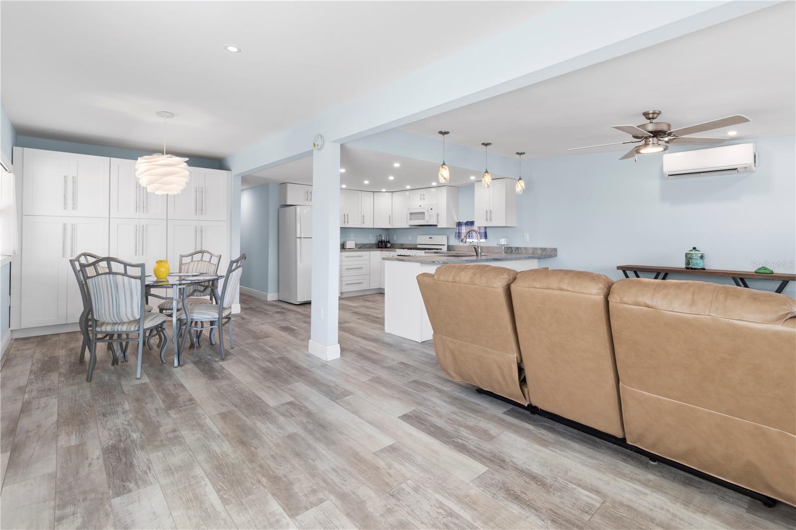 Image 7 of 35 For 2812 14th Street W