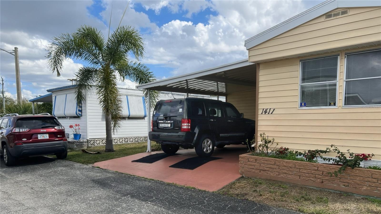 Image 2 of 19 For 1411 21st Avenue Drive W