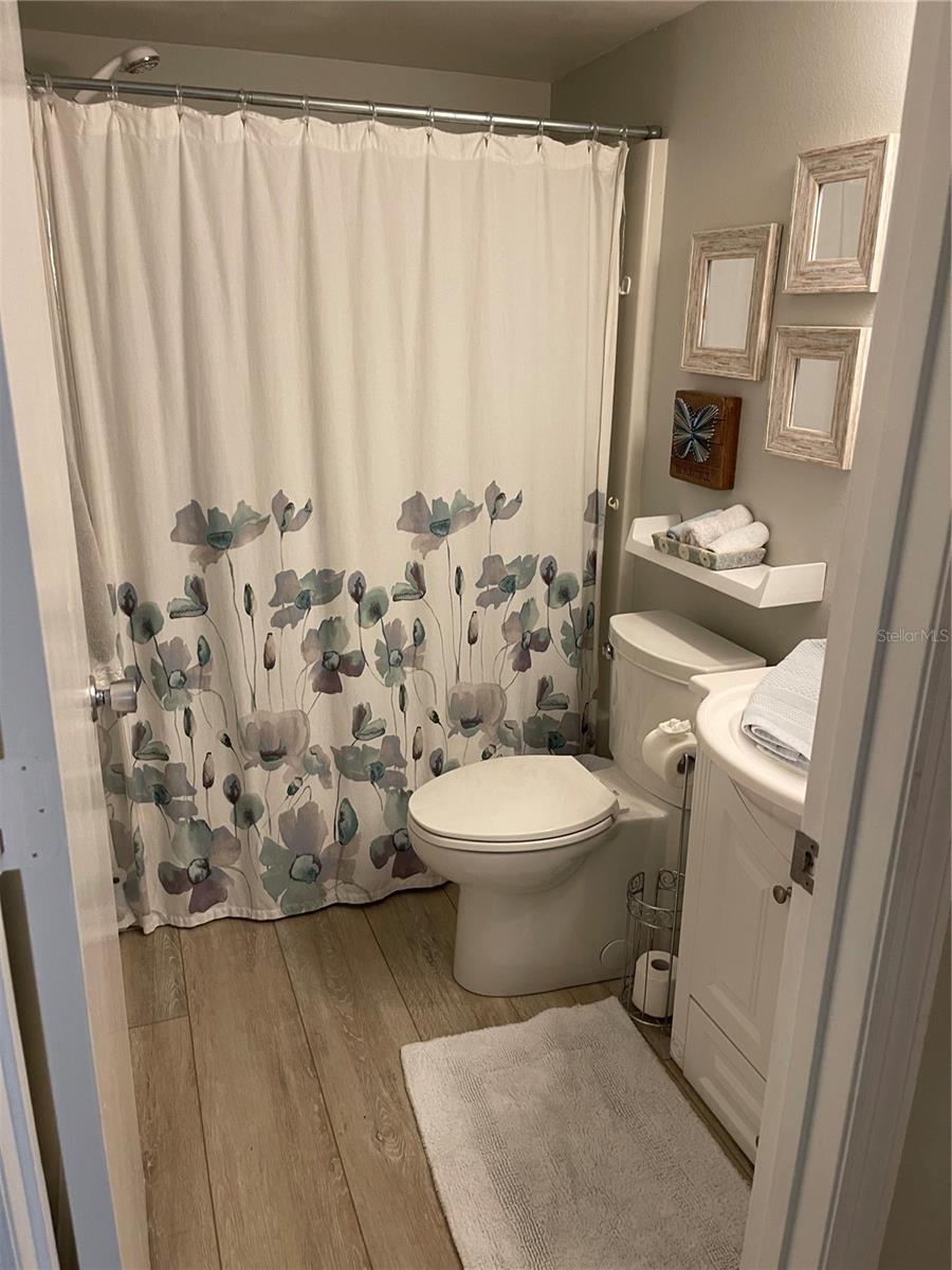 Image 27 of 29 For 7294 Cloister Drive 12