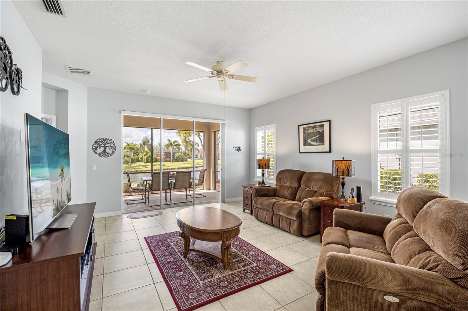 Image 10 of 28 For 12187 Longview Lake Circle