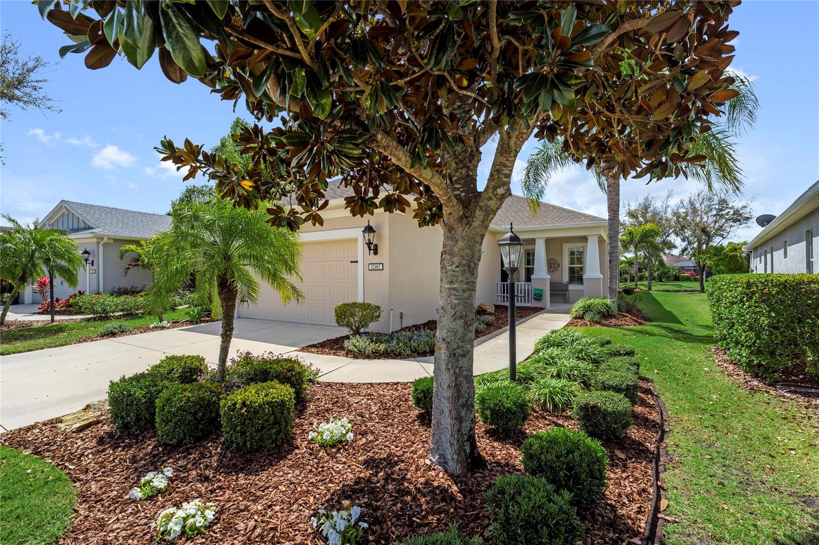 Image 17 of 28 For 12187 Longview Lake Circle