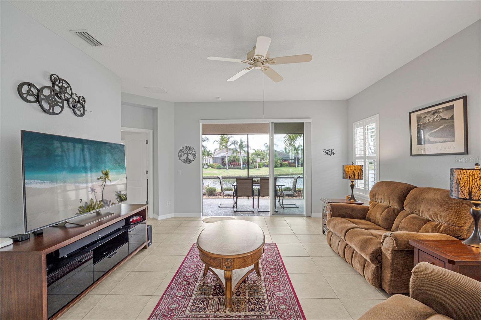 Image 7 of 28 For 12187 Longview Lake Circle