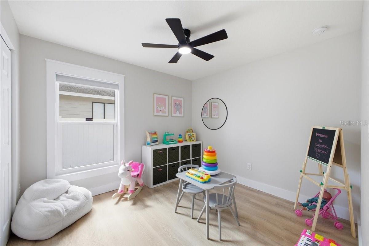 Image 20 of 29 For 2708 6th Avenue E