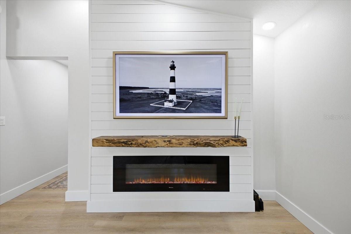 Image 8 of 29 For 2708 6th Avenue E