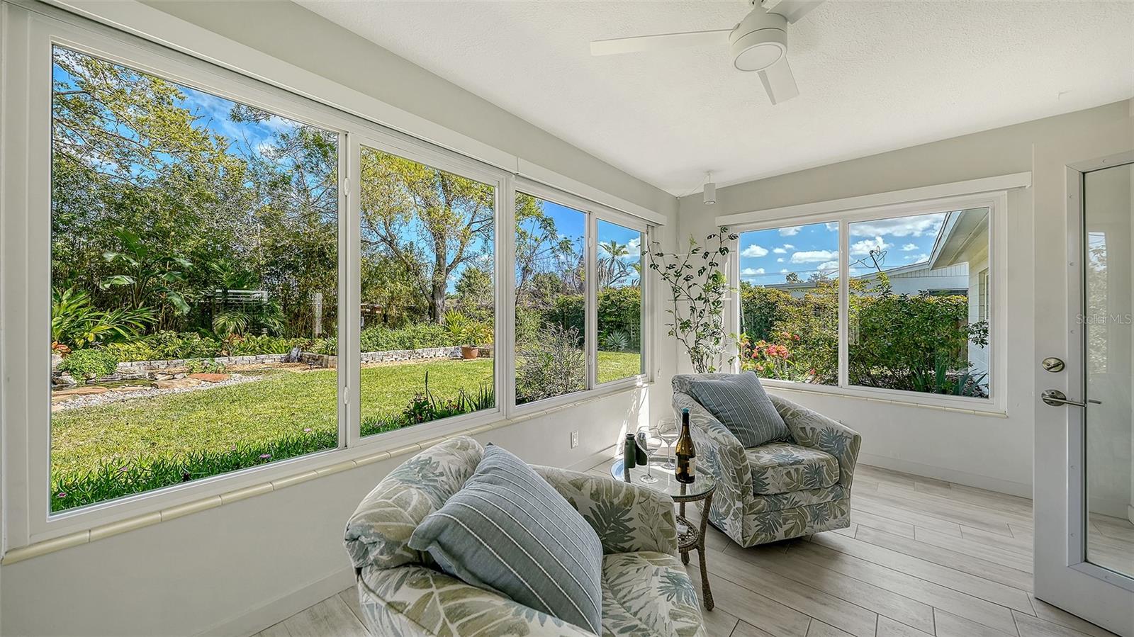 Image 12 of 28 For 2323 Grove Street