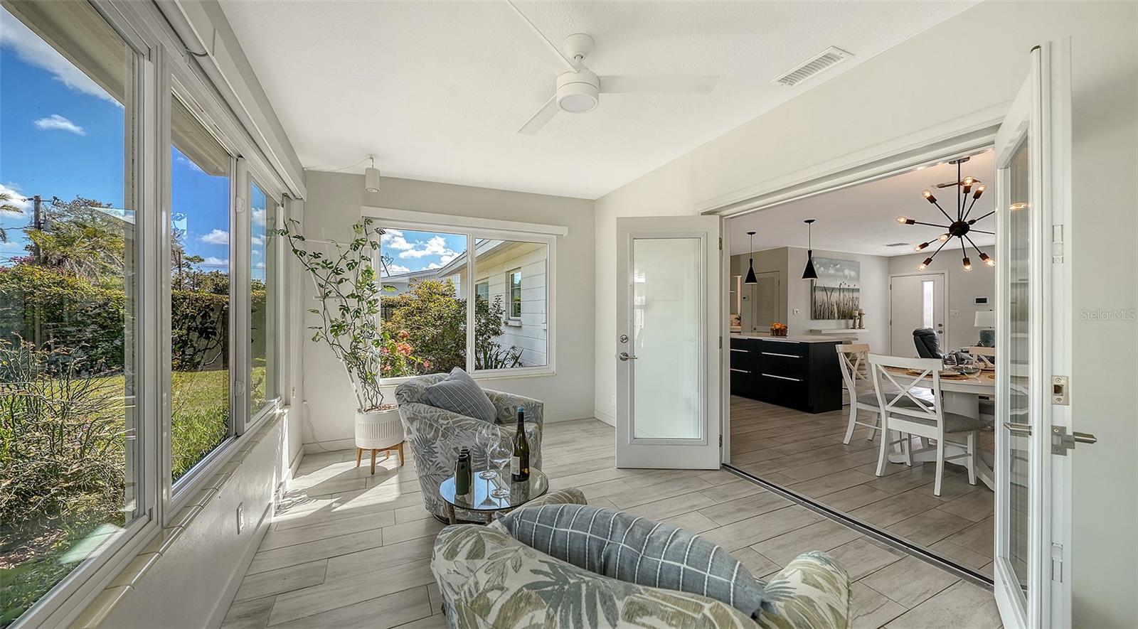 Image 21 of 28 For 2323 Grove Street