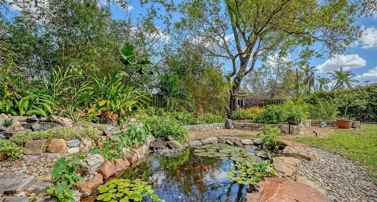 Image 26 of 28 For 2323 Grove Street