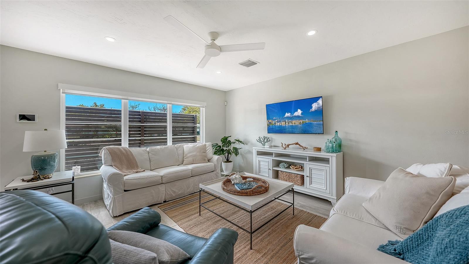 Image 7 of 28 For 2323 Grove Street