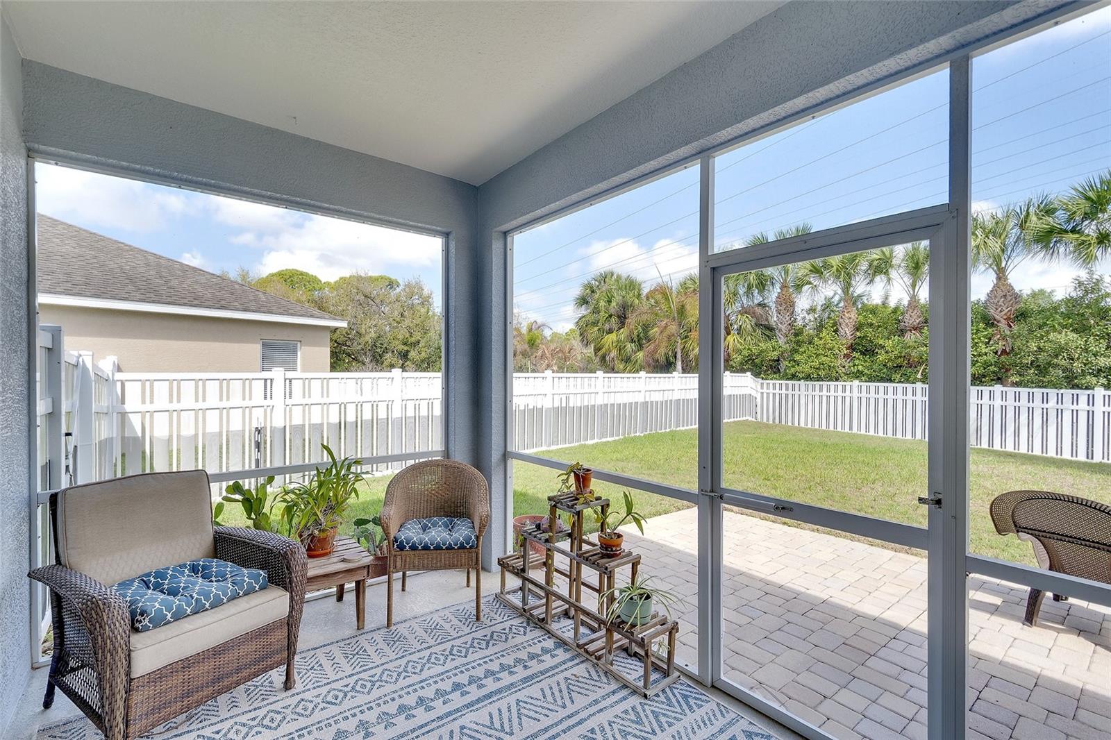 Image 23 of 41 For 1428 Blue Horizon Circle