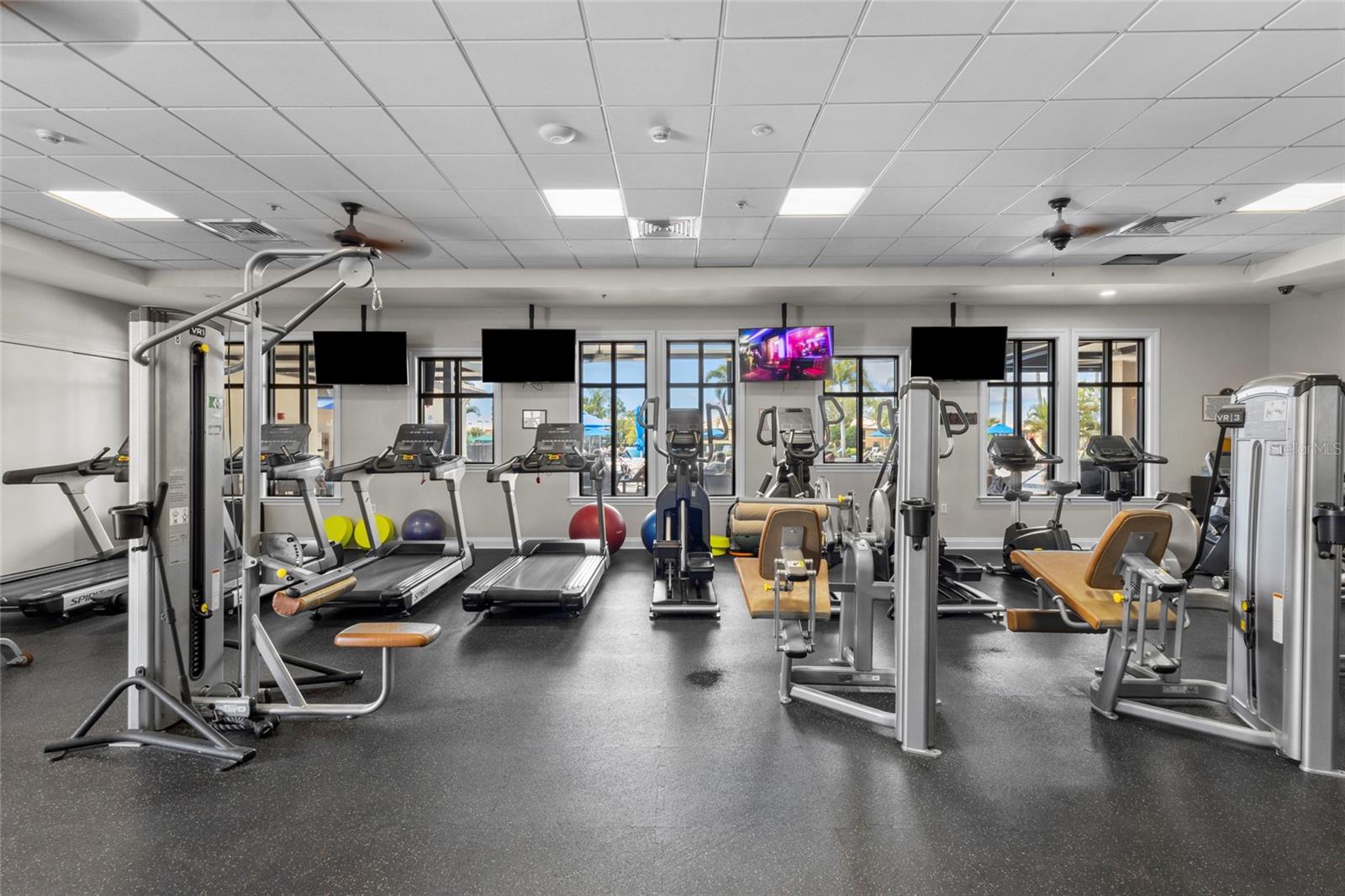 Image 14 of 40 For 7019 River Hammock Drive 406