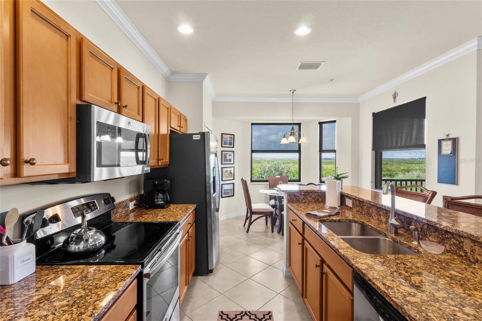 Image 26 of 40 For 7019 River Hammock Drive 406