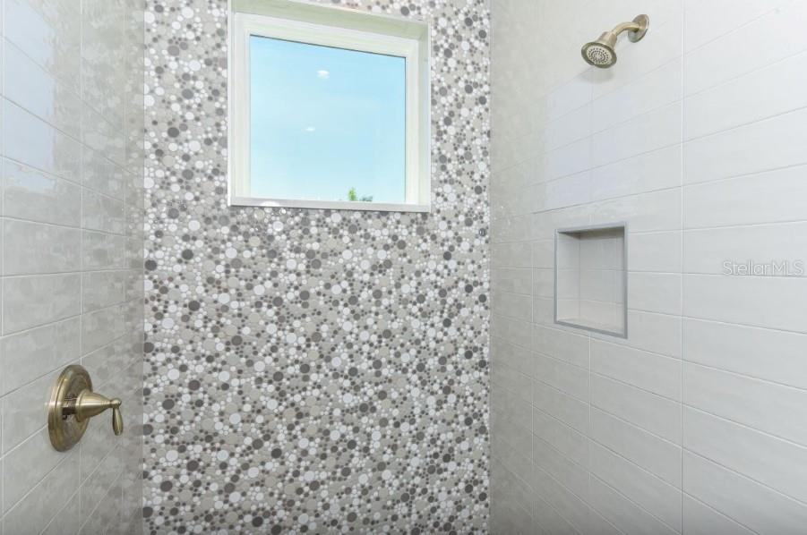 Image 31 of 51 For 903 Gulf Drive S