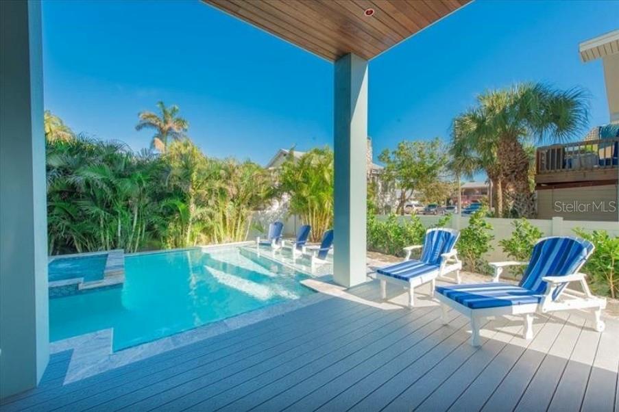 Image 45 of 51 For 903 Gulf Drive S