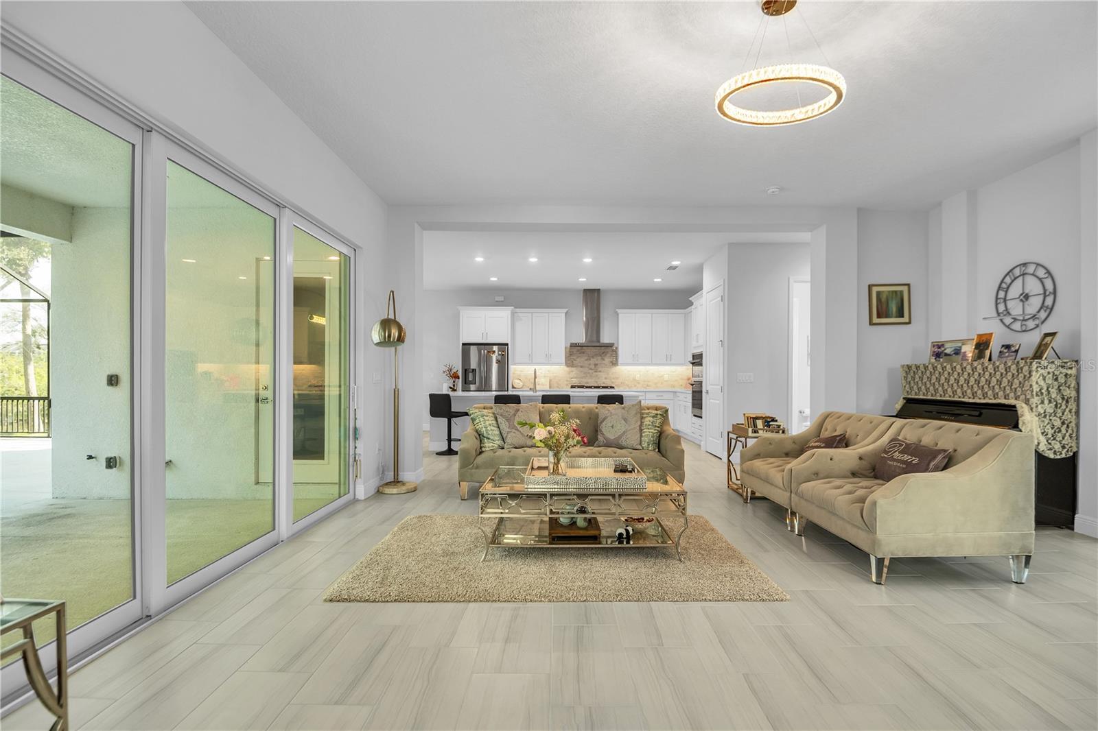 Image 12 of 53 For 5215 Title Row Drive