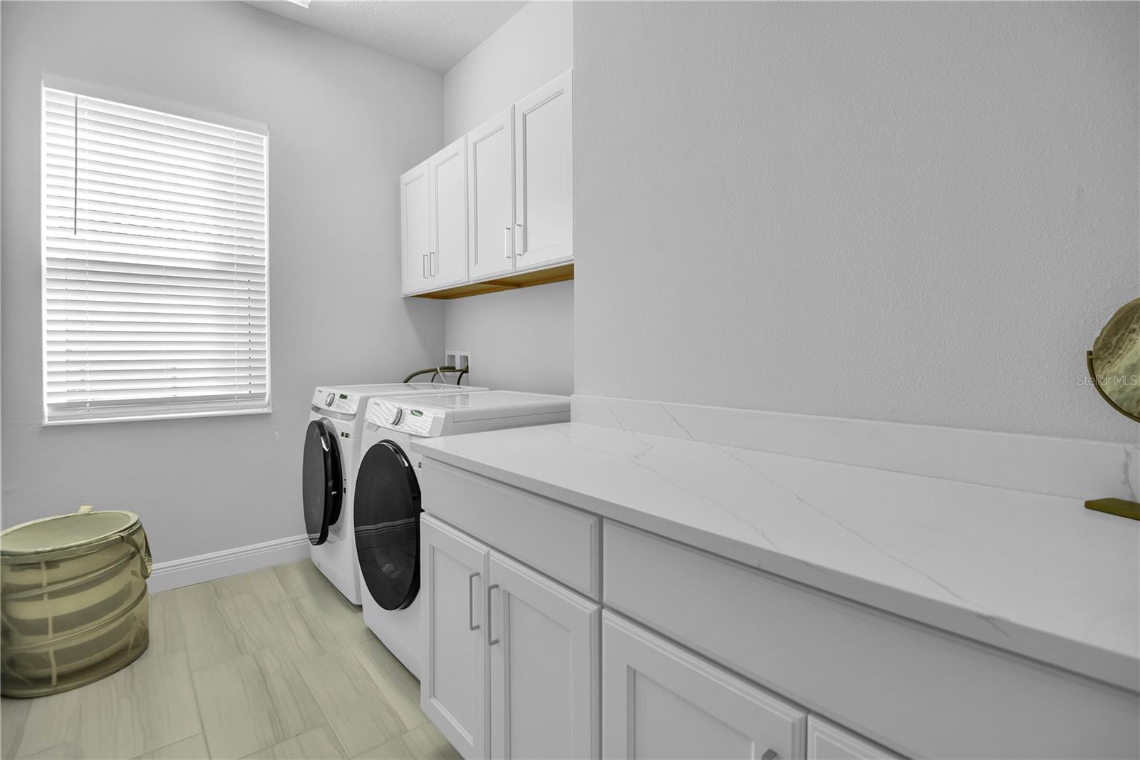 Image 30 of 53 For 5215 Title Row Drive