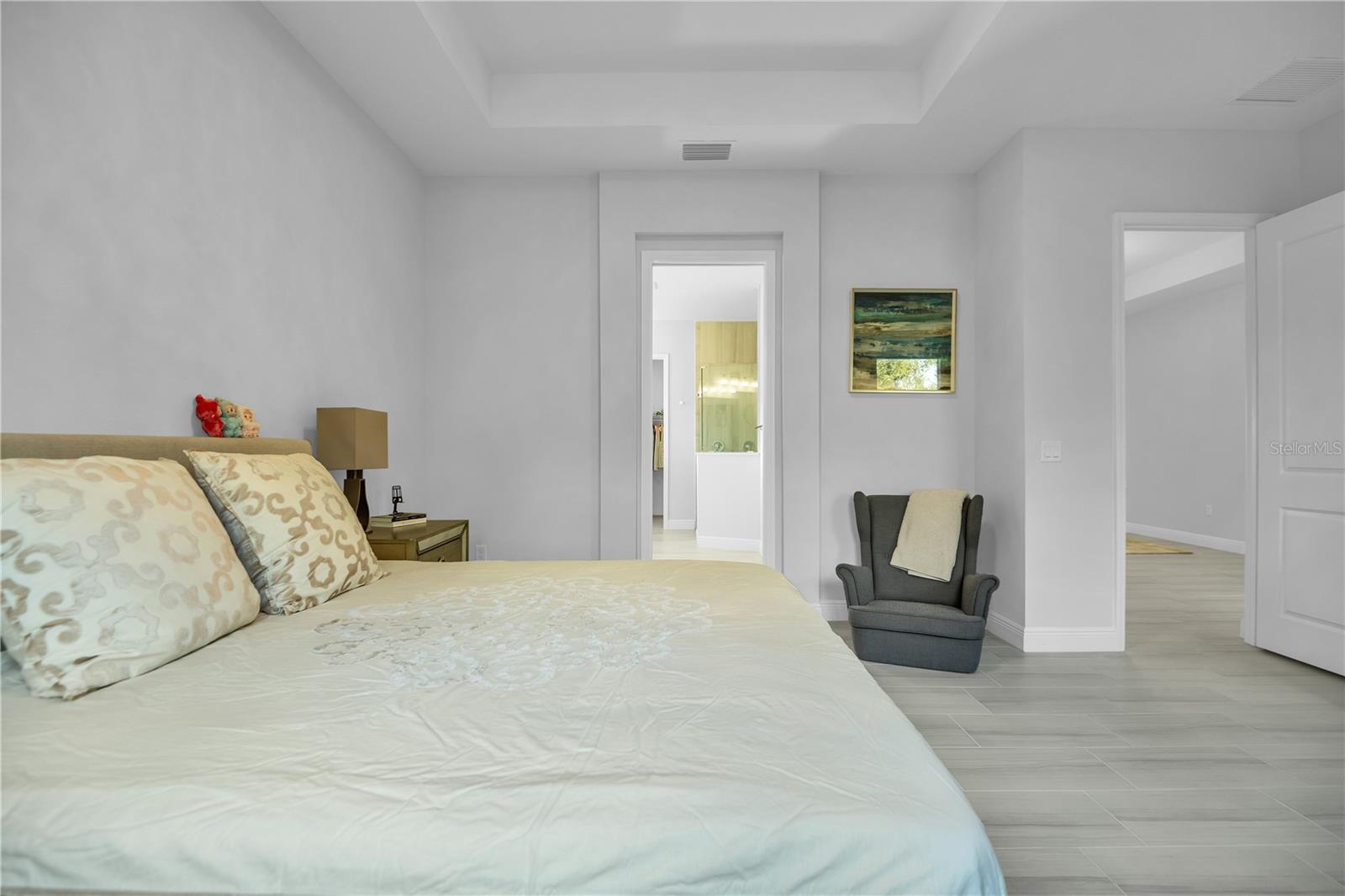 Image 33 of 53 For 5215 Title Row Drive